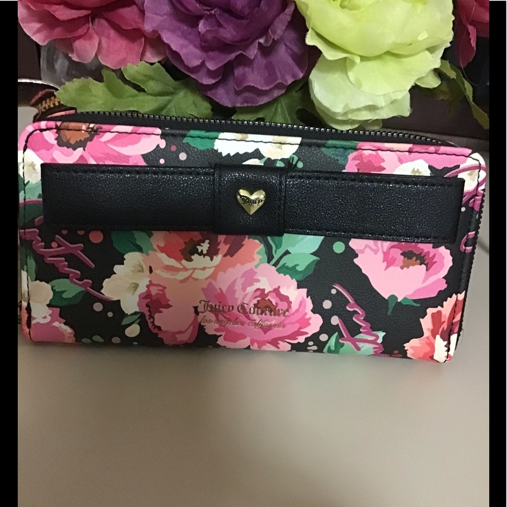 Juicy Couture Monogram floral wallet. - Picture 1 of 4